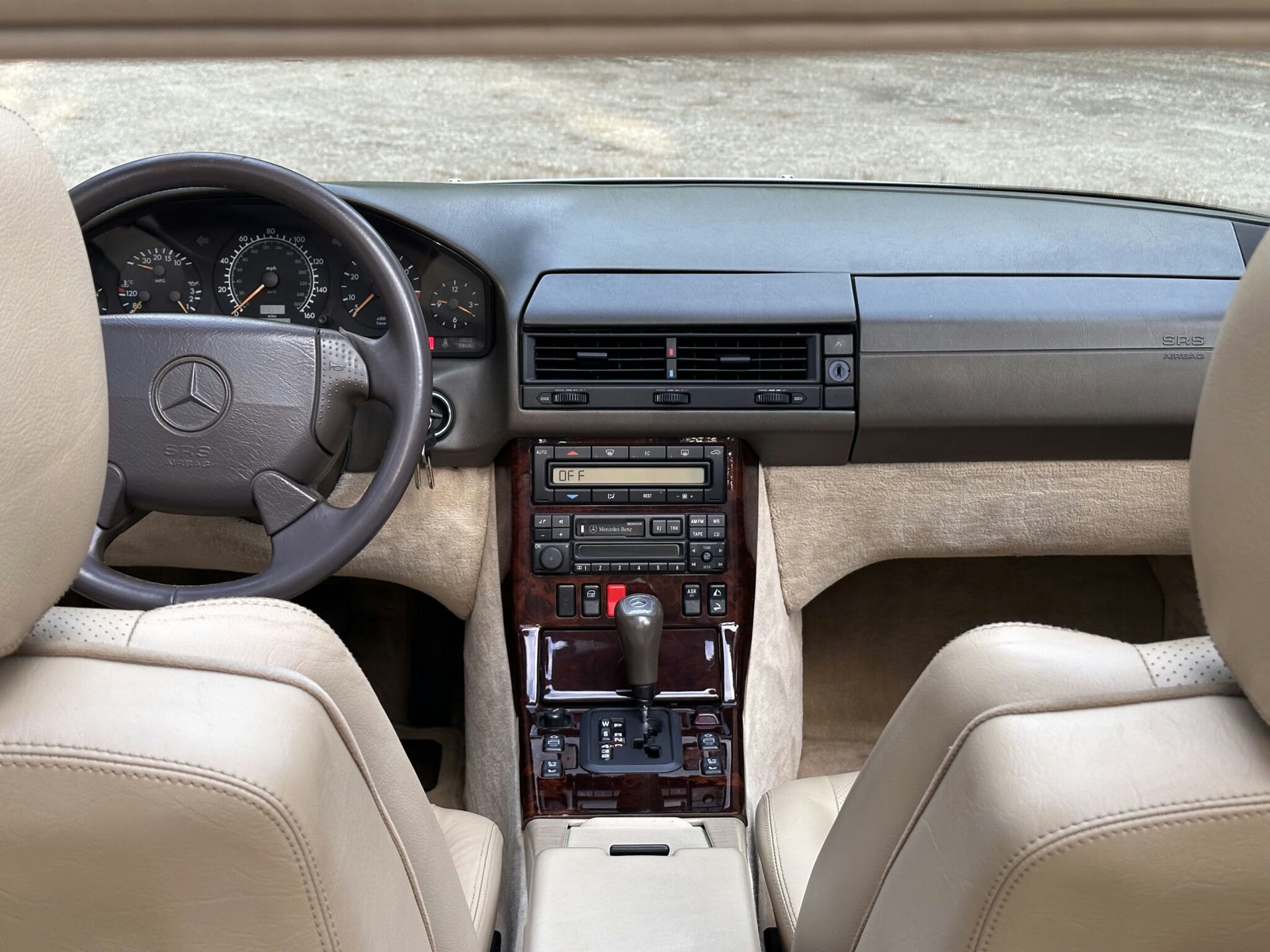 MERCEDES SL R129 (nude)​ 13