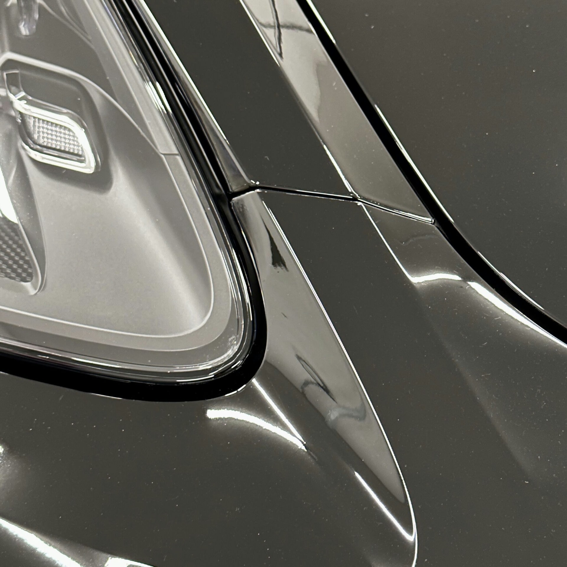 Folia PPF ochrona lakieru i reflektorów