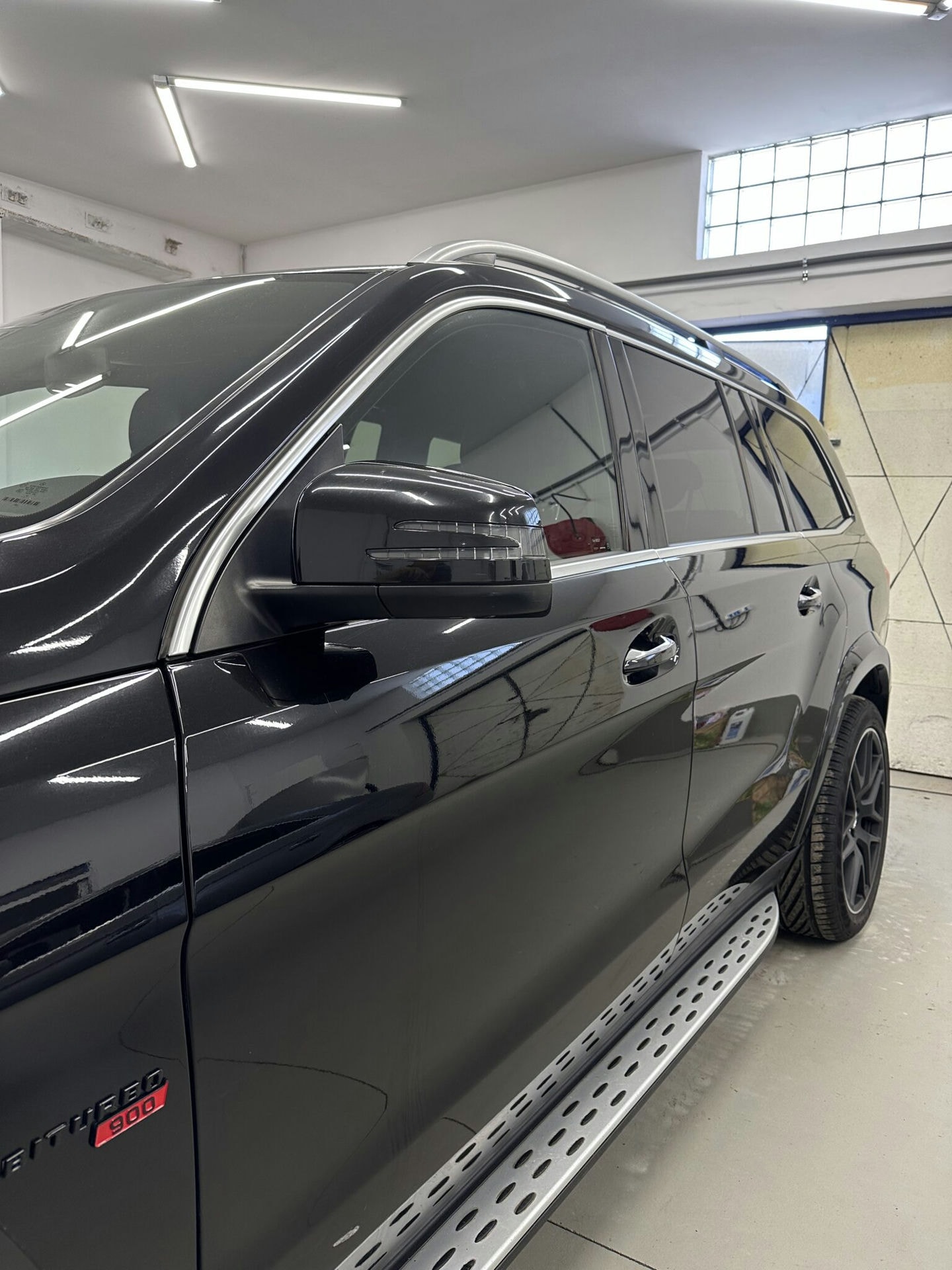 MERCEDES GL-Class Brabus 900 (black) 3