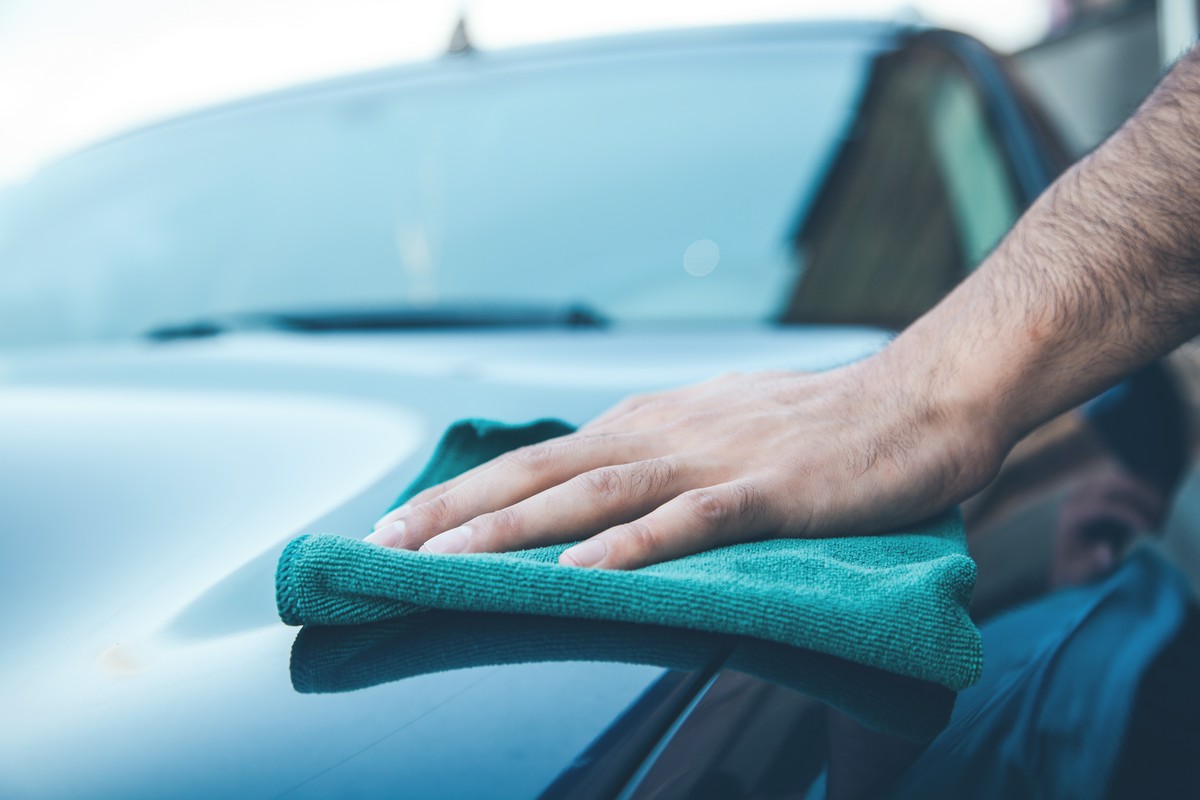 Kosmetyka samochodowa – renowacja lakieru i ochrona